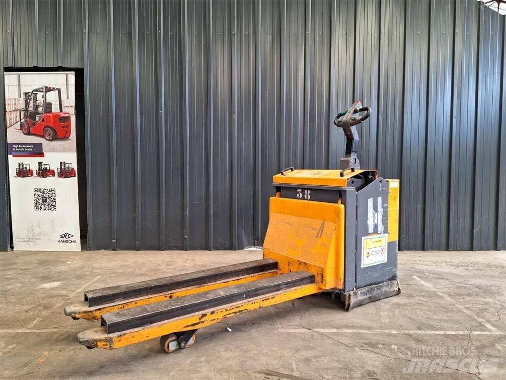 OMG 330BE Pedestrian stacker