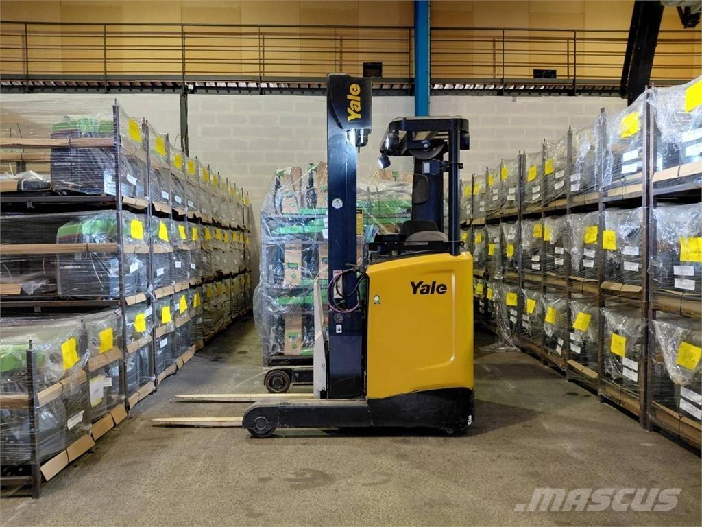 Yale MR10E Reach trucks