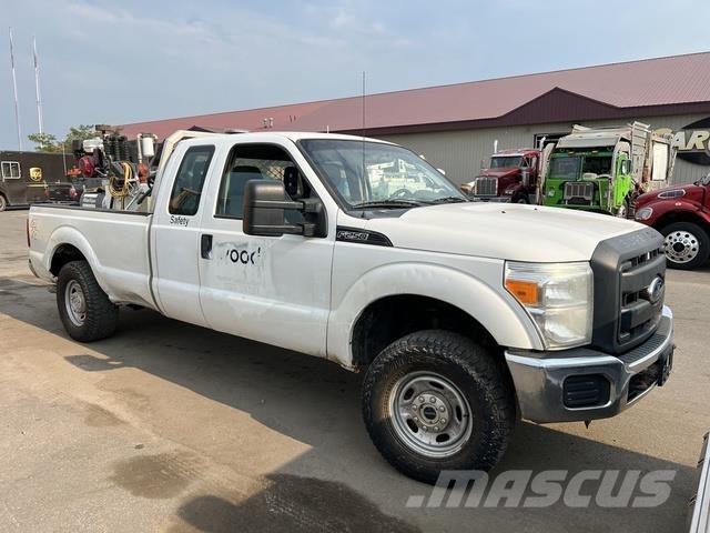 Ford SUPER DUTY 4X4 Construction - Others