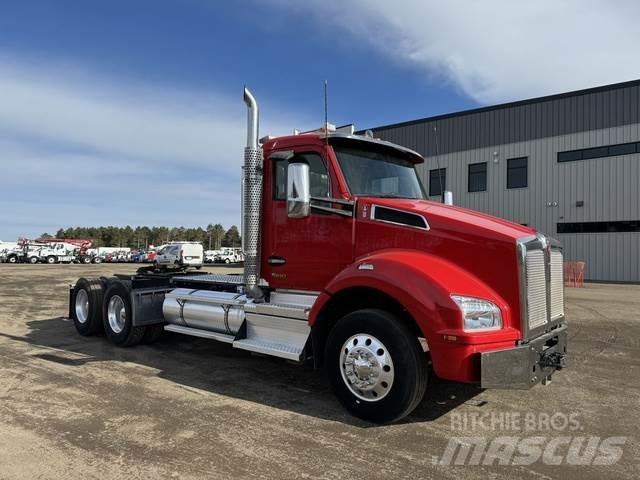 Kenworth T880 Other