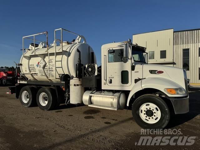 Peterbilt 335 Other