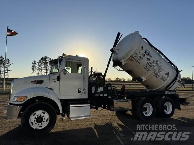 Peterbilt 335 Other