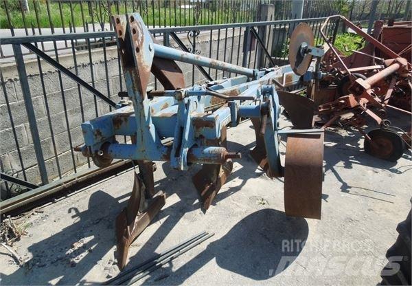  '92 Conventional ploughs