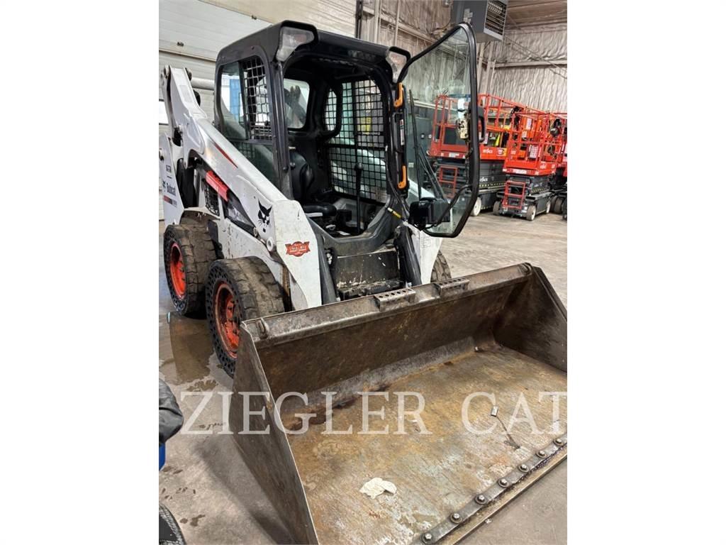 Bobcat S530 Skid steer loaders