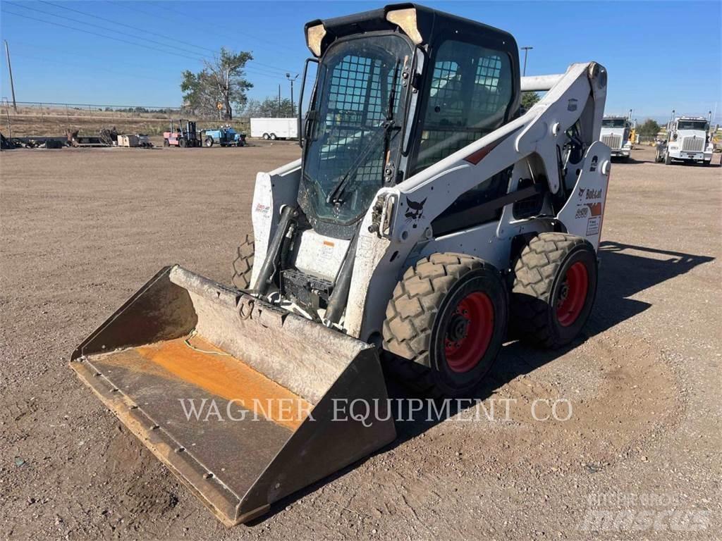 Bobcat S650 Skid steer loaders