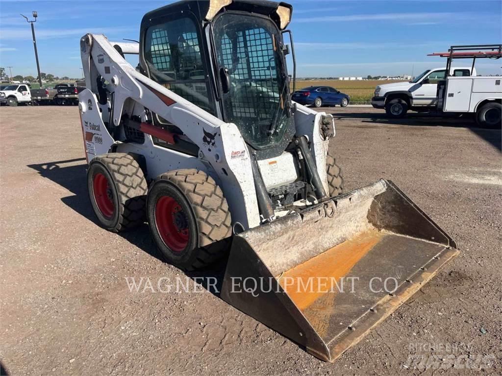 Bobcat S650 Skid steer loaders