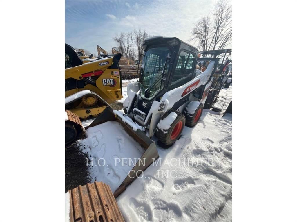 Bobcat S66 Skid steer loaders