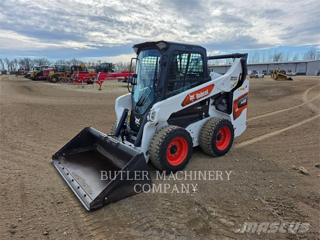 Bobcat S66 Skid steer loaders