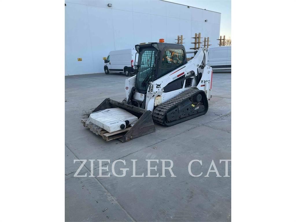 Bobcat T590 Crawler loaders