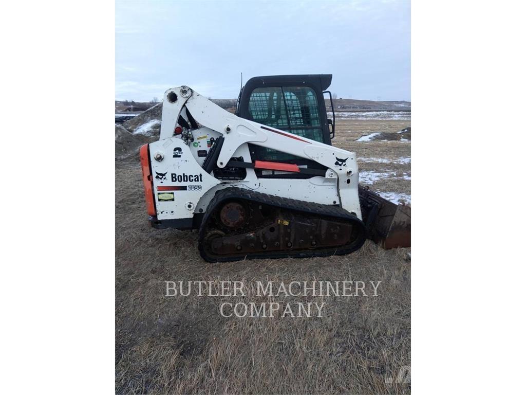 Bobcat T650 Crawler loaders