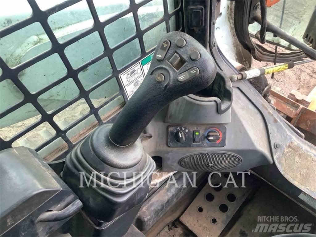 Bobcat T770 Skid steer loaders