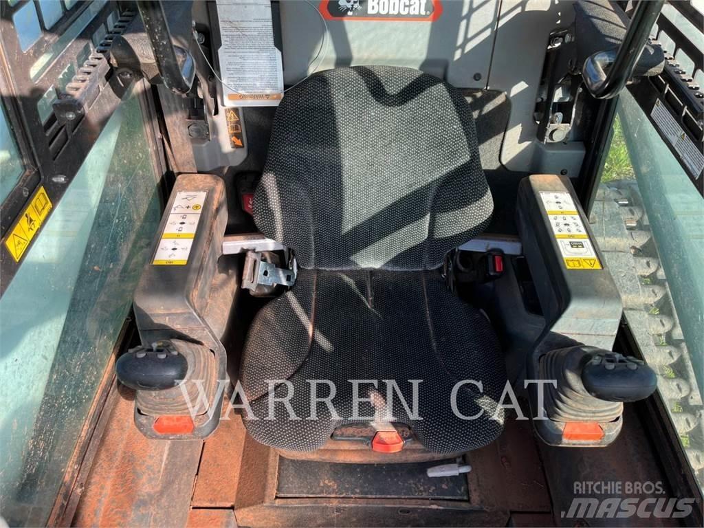 Bobcat T86 Crawler loaders
