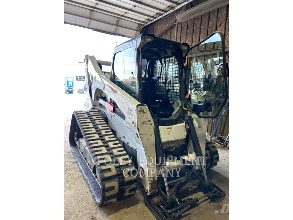 Bobcat T870 Skid steer loaders