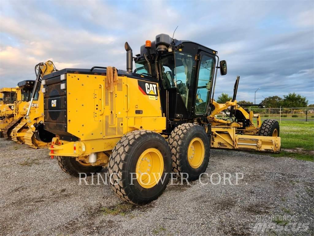 CAT 120 LVR Graders