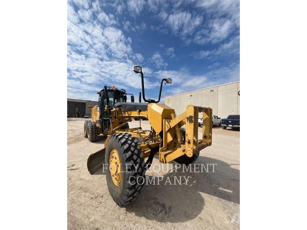 CAT 120M2AW Graders