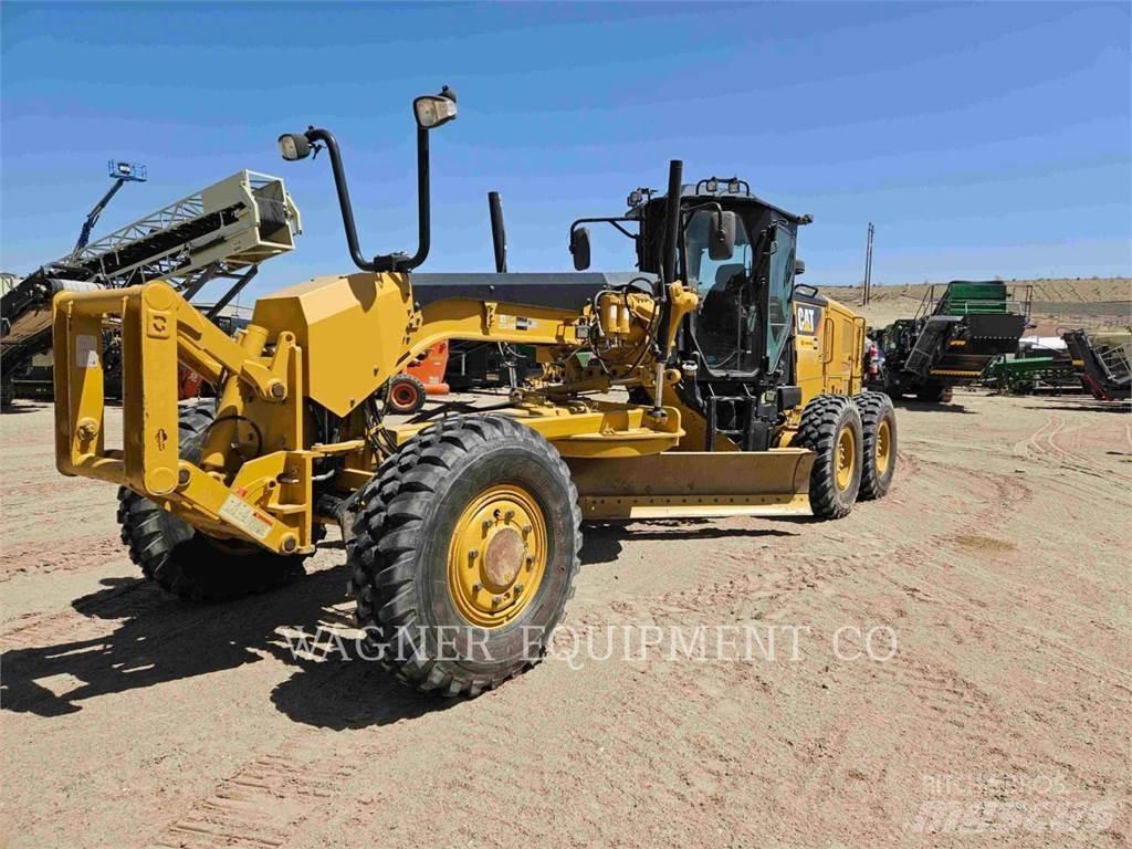CAT 12M3AWD Graders