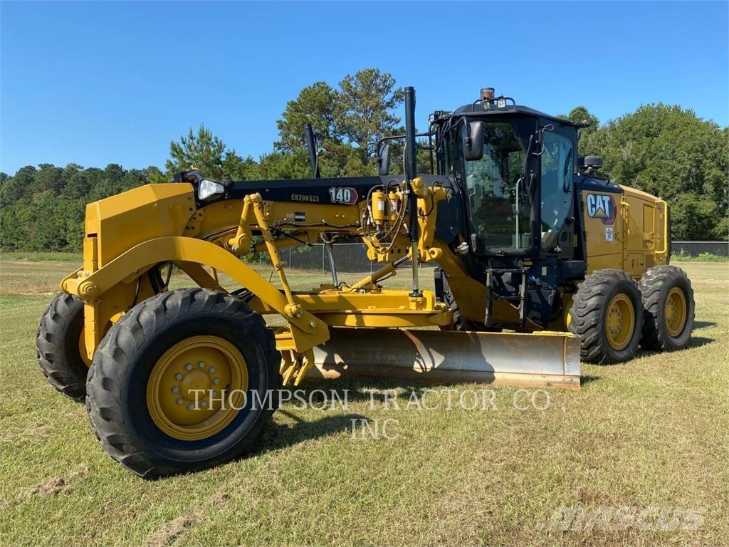 CAT 140 Graders