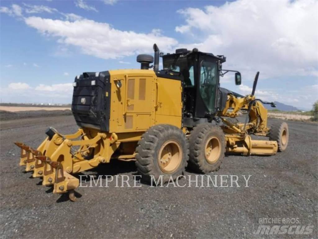CAT 140-15 Graders