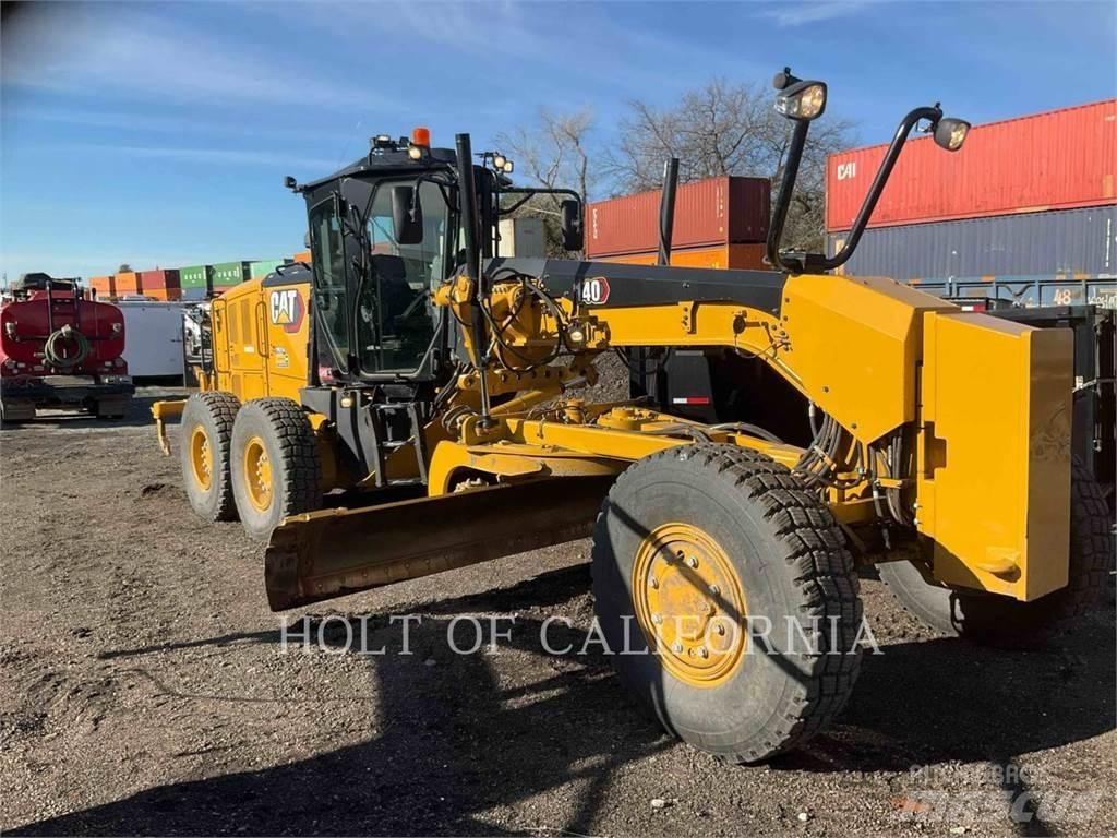 CAT 140 AWD Graders