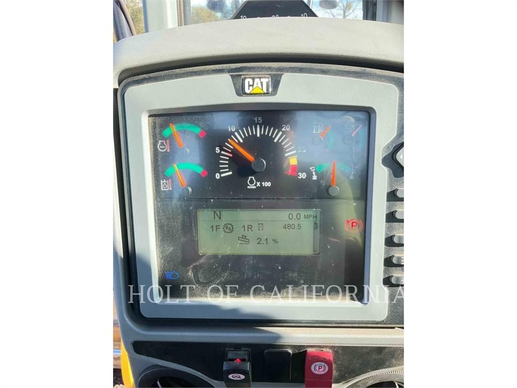 CAT 140 AWD Graders