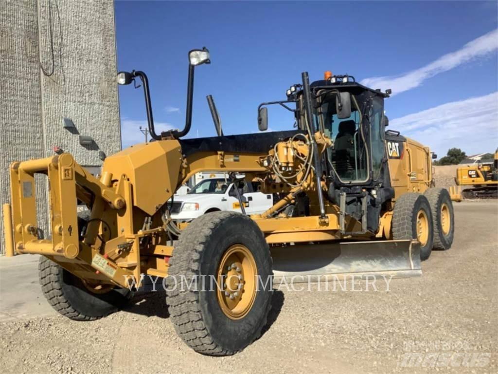 CAT 140M 3 Graders