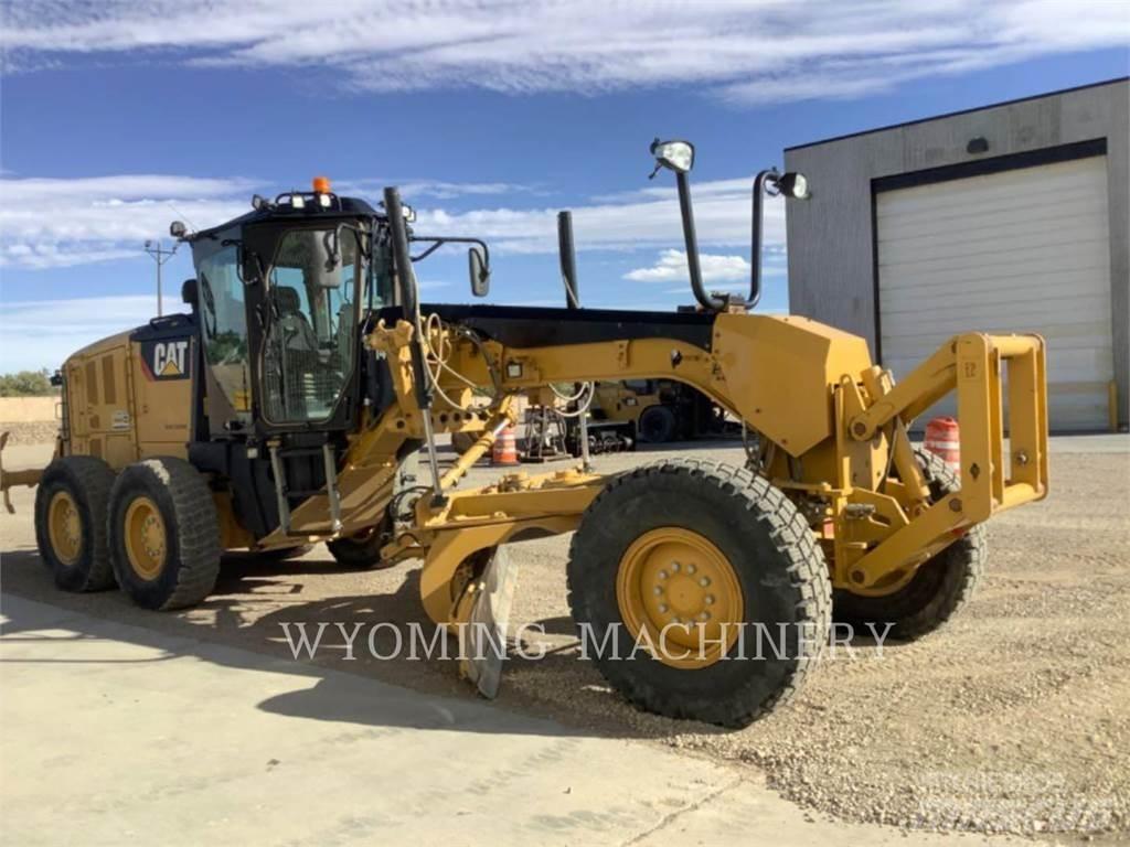 CAT 140M 3 Graders