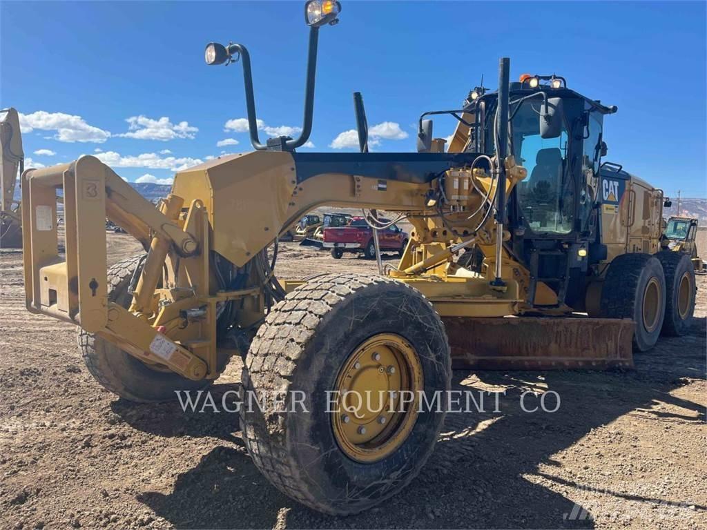 CAT 140M3 AWD Graders