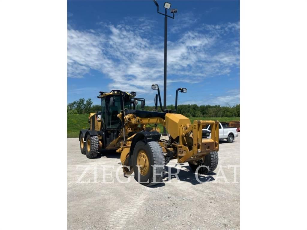 CAT 140MAWD Graders