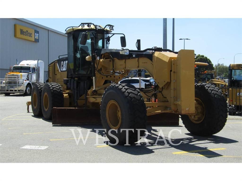 CAT 14M Graders