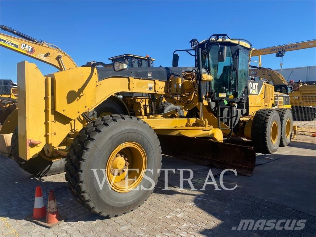 CAT 14M Graders