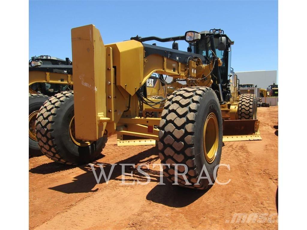 CAT 14M Graders