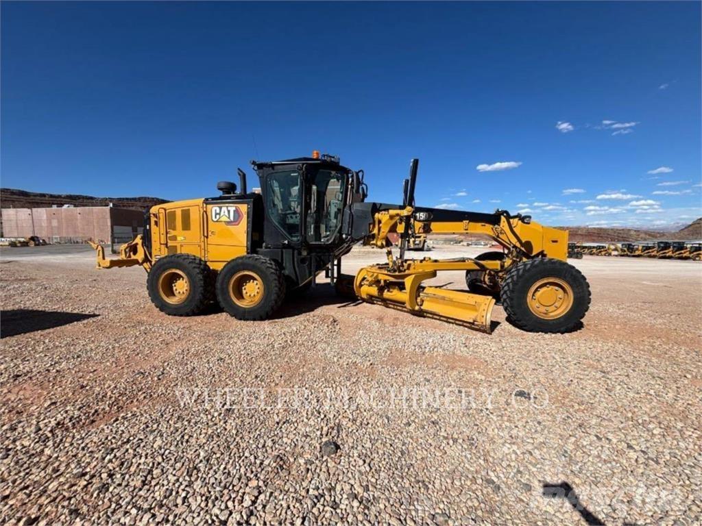 CAT 150 AWD Graders