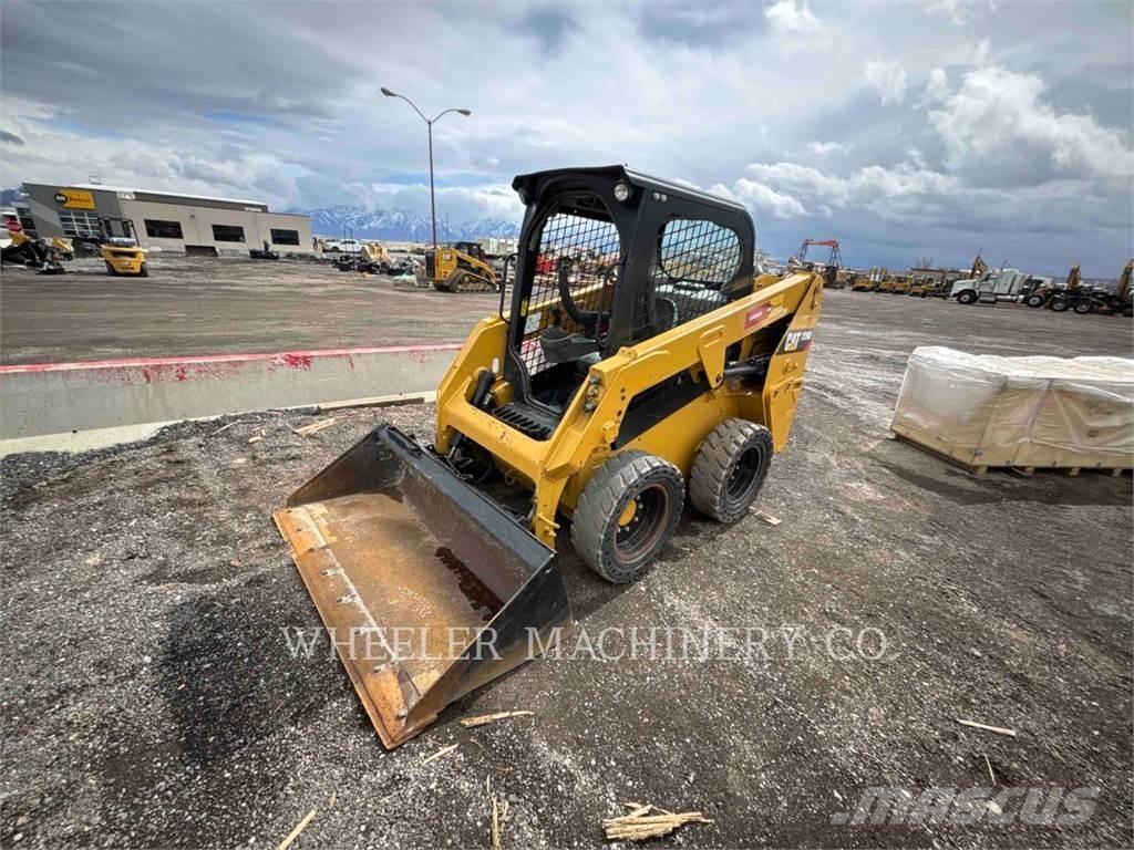 CAT 226D C1-H2 Skid steer loaders