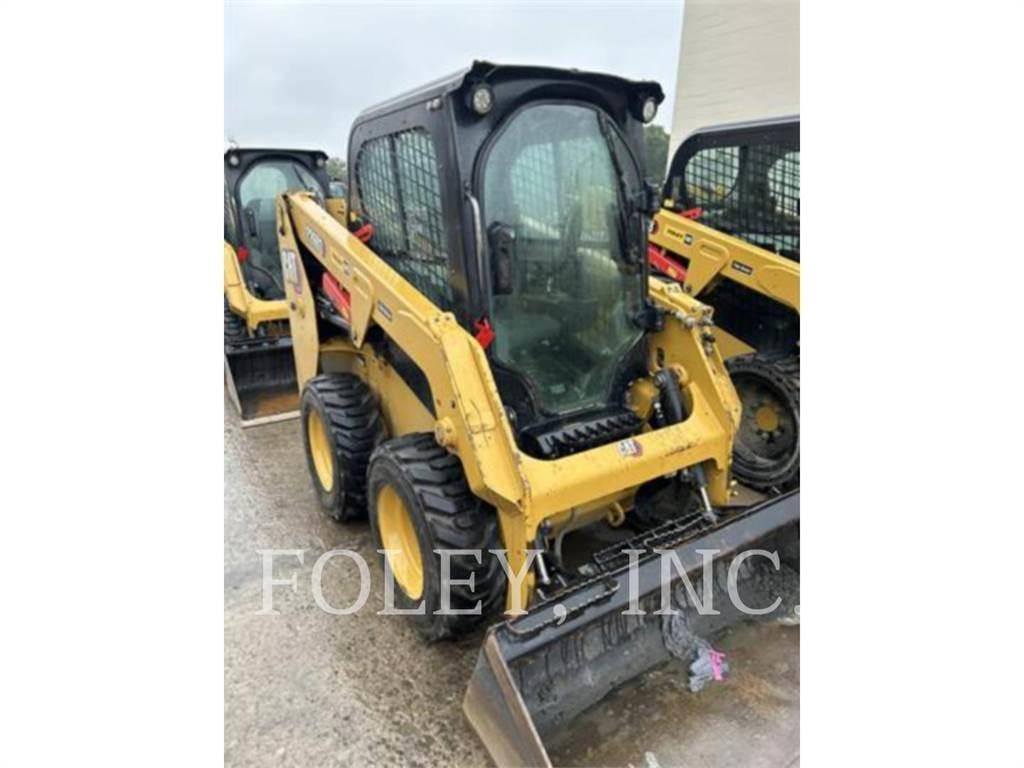 CAT 226D3 Skid steer loaders