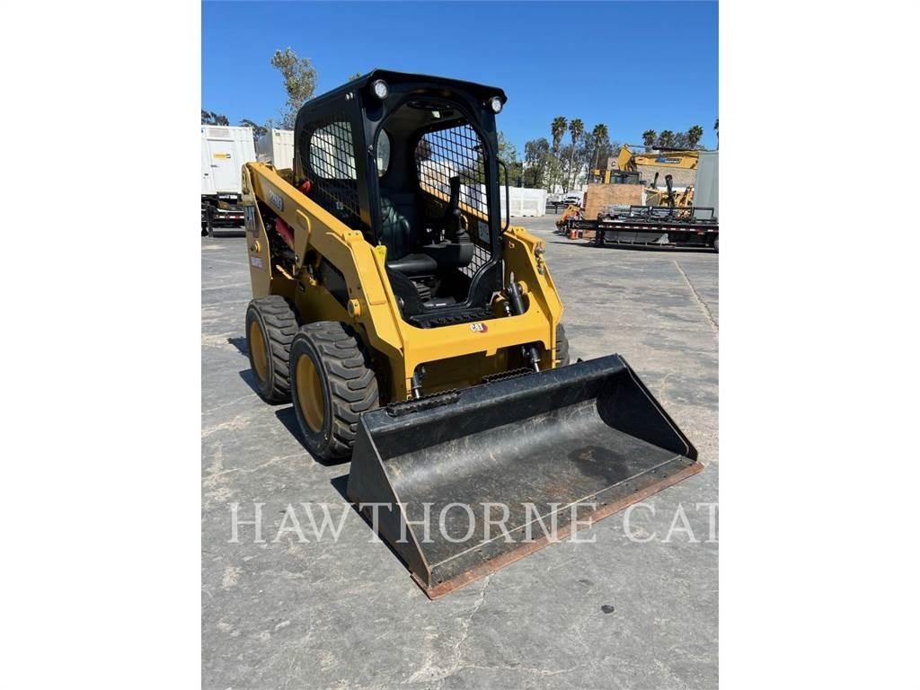 CAT 226D3 Skid steer loaders
