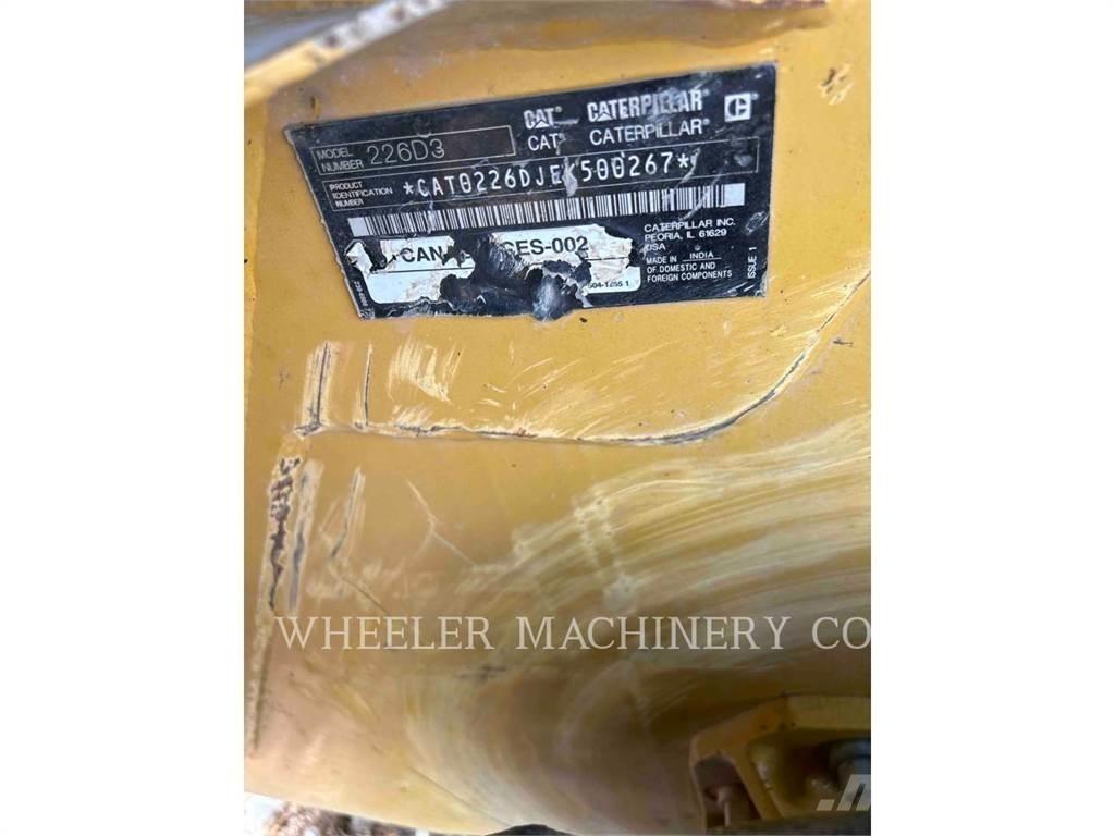 CAT 226D3 C1H2 Skid steer loaders