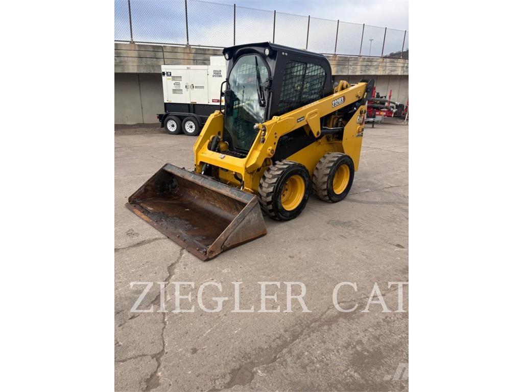 CAT 232D3 Skid steer loaders