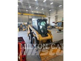 CAT 236D 3 Skid steer loaders
