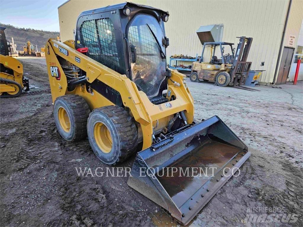 CAT 236D3 Skid steer loaders