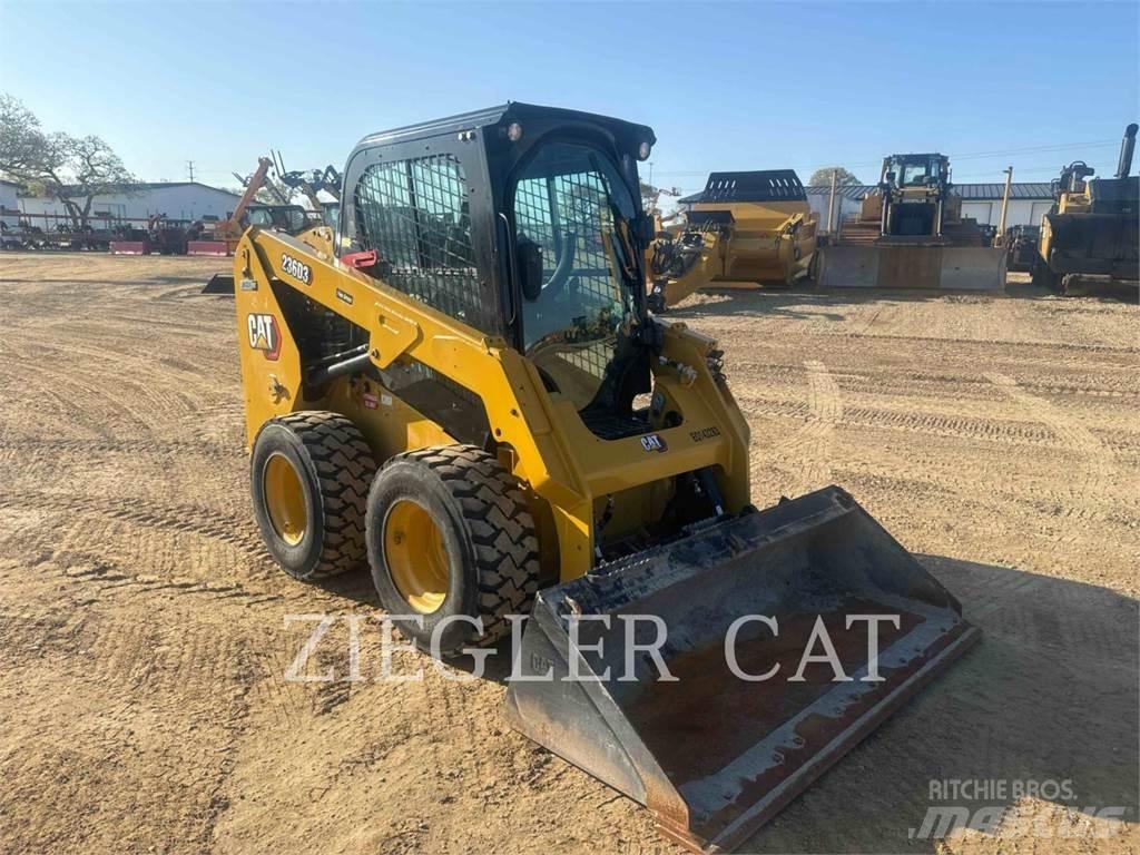 CAT 236D3 Skid steer loaders