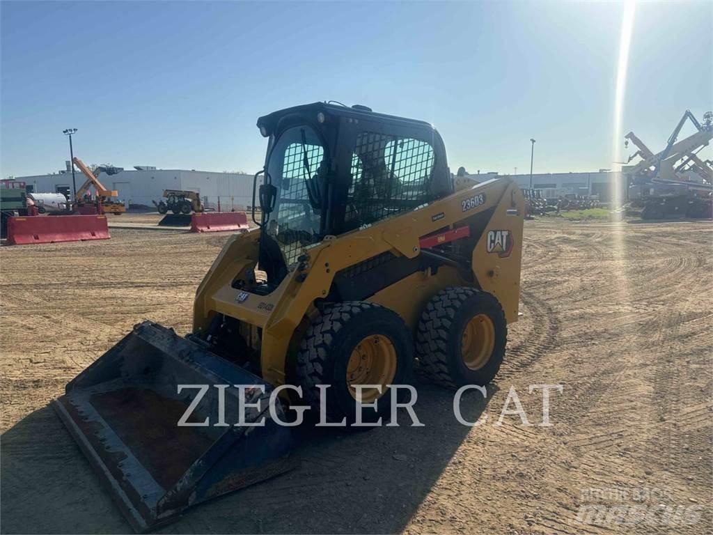 CAT 236D3 Skid steer loaders