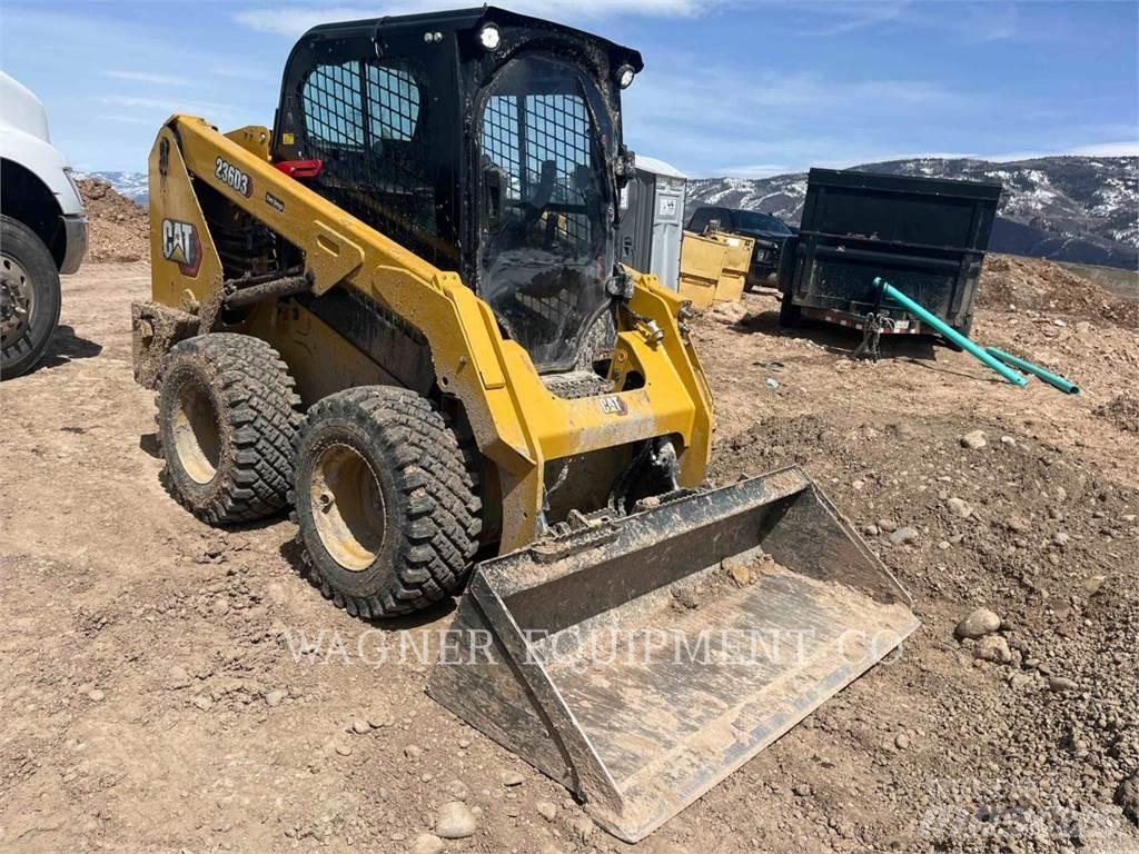CAT 236D3 Skid steer loaders