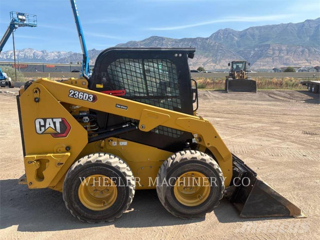 CAT 236D3 C3H2 Skid steer loaders