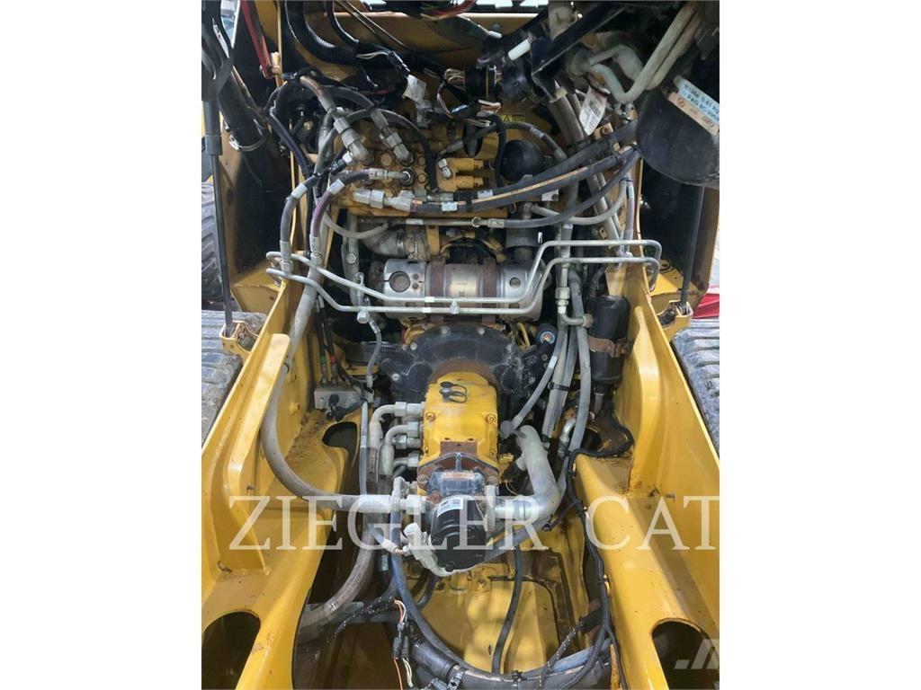 CAT 239D Crawler loaders