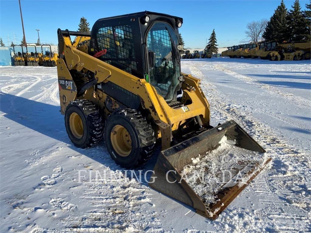 CAT 242D Skid steer loaders