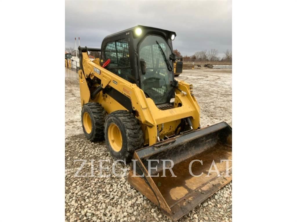 CAT 242D3 Skid steer loaders