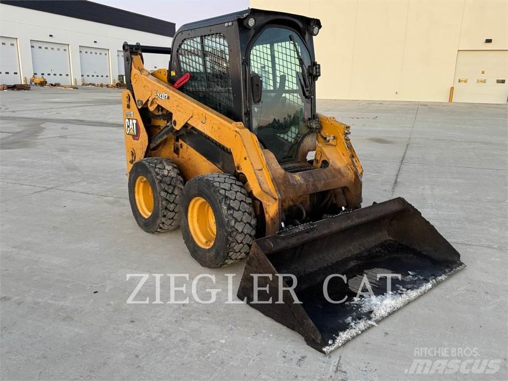 CAT 242D3 Skid steer loaders