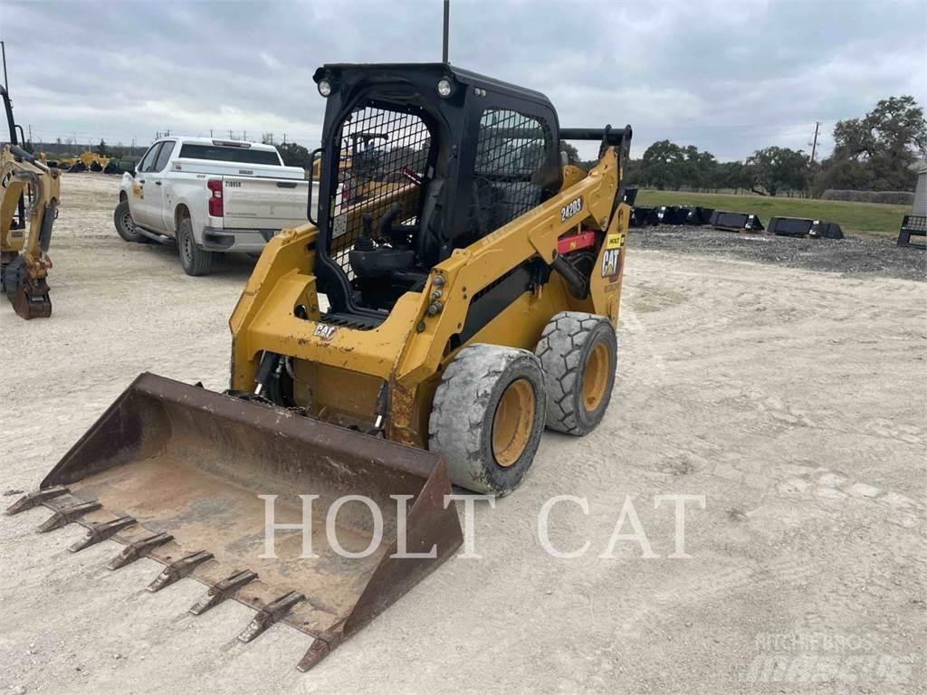 CAT 242D3 Skid steer loaders
