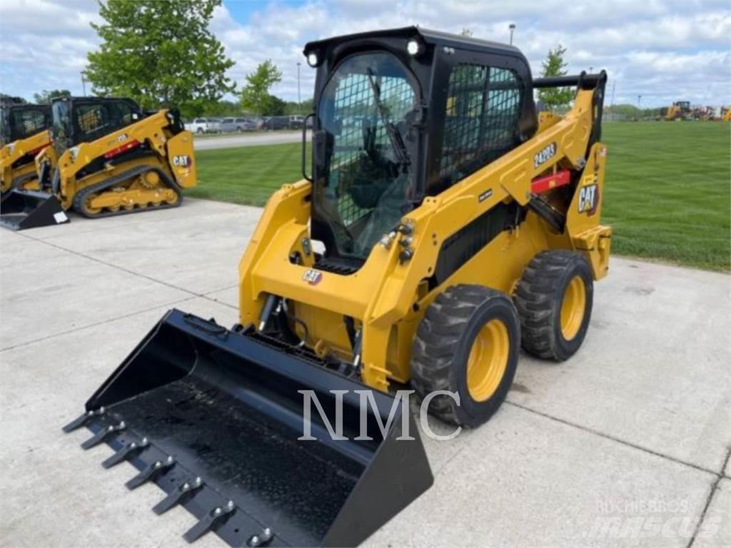 CAT 242D3 Skid steer loaders