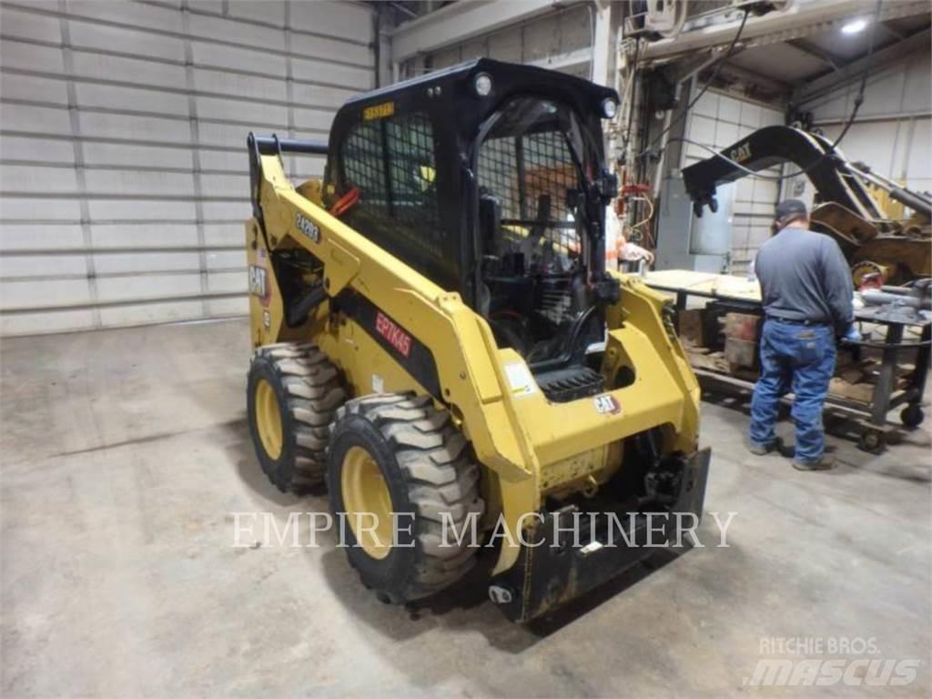 CAT 242D3 CA Skid steer loaders